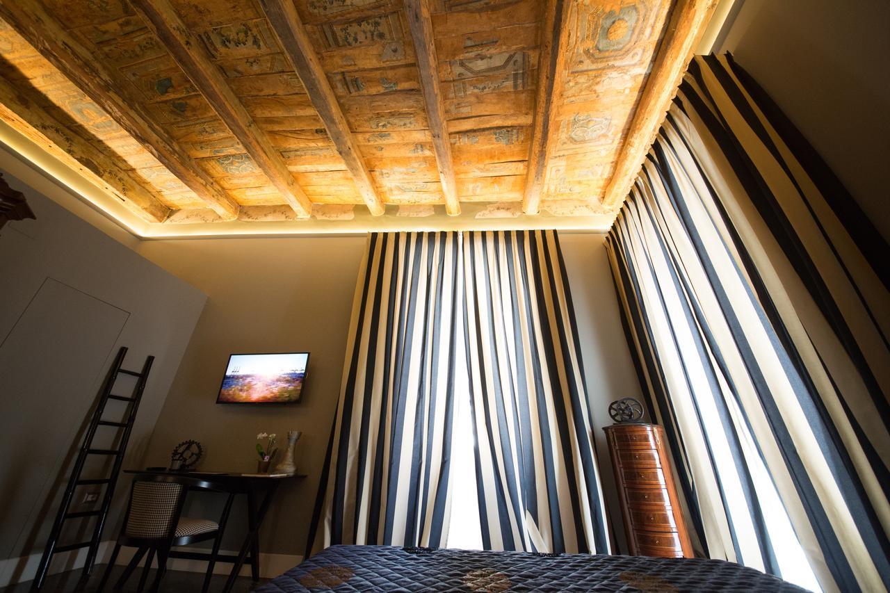 Palazzo Cannavina Suite & Private Spa Campobasso Exterior foto